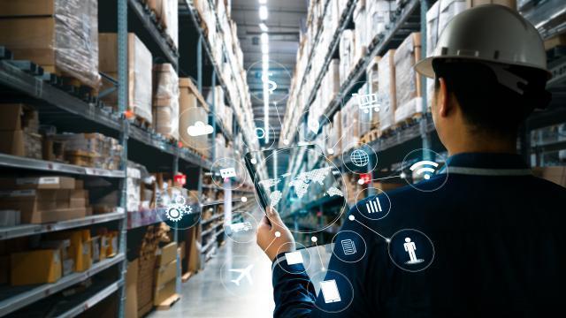 AI进入仓库，带来更聪明的“大脑”和更灵活的“手脚”