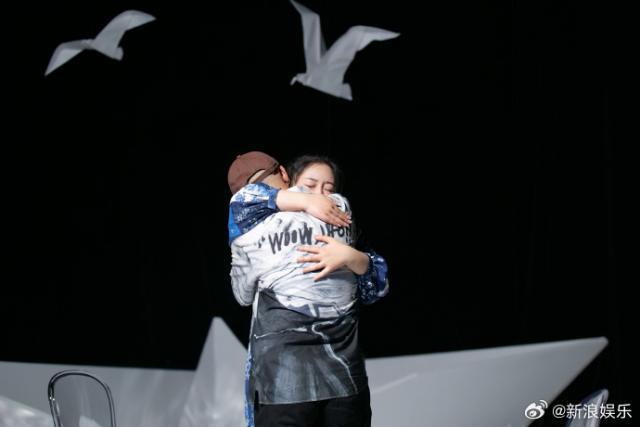 老刘发布与傅首尔离婚声明：我和首尔夫妻缘分已然终结