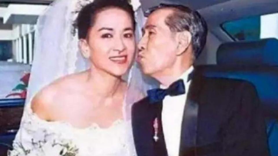 她为嫁富豪穿30年塑身衣，丈夫临终前：只分她一元遗产