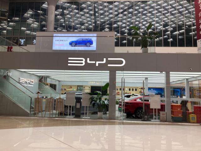 美国自动驾驶商业化再提速？三家公司计划年底前实现无人卡车上路