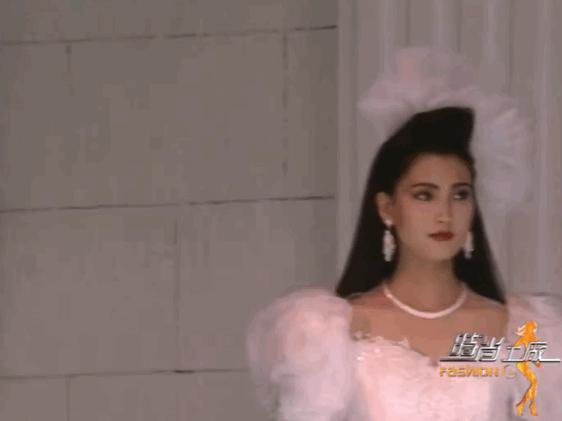 32年前内地“港姐”大赛，不露胸、屁股一样美：“当年审美正常！