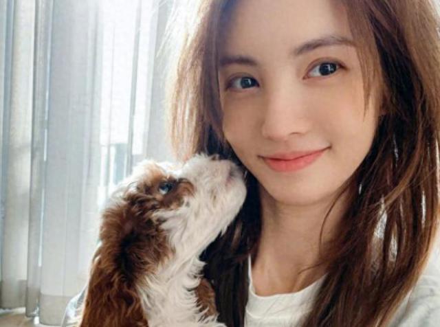 新年第一瓜！金晨胡夏疑CP，二人私底下暗戳戳甜蜜互动被扒