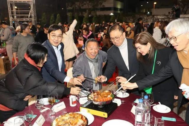 TVB年会堪比农村酒席，老总承诺加薪遭嘲讽