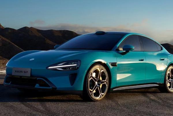 保时捷官方渠道开售荣耀联名手机 优先购资格秒售罄