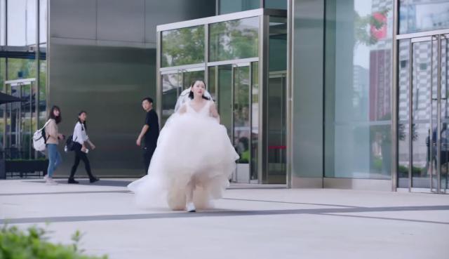 作品被封杀了一半，他这回真糊了？