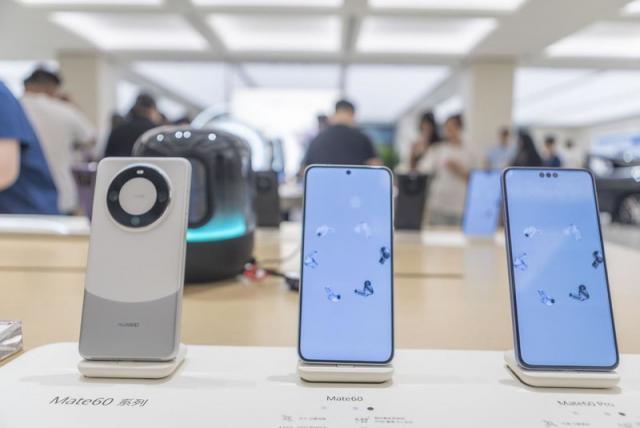 冲击高端4年，“OV米”再次直面华为