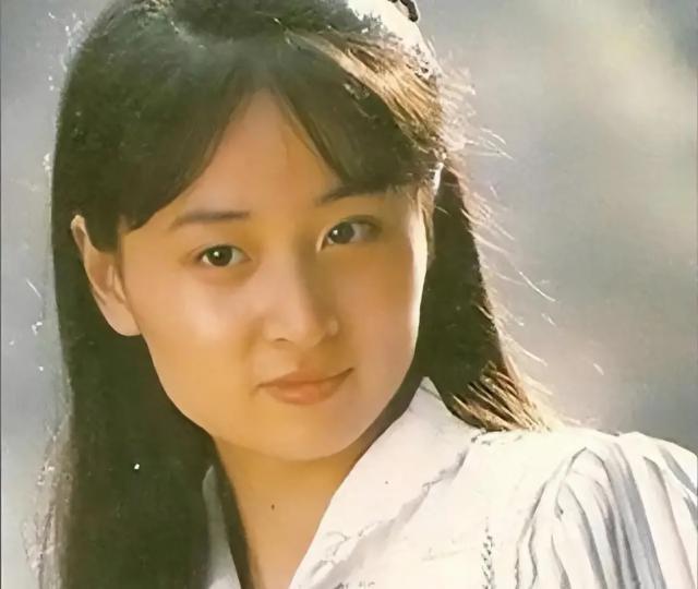 她曾将马景涛伤到心碎，现在60岁还是孤身一人