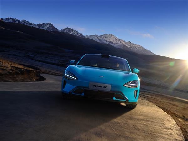 小米SU7为什么要设计物理按键的一键启动 雷军：驾驶仪式感拉满