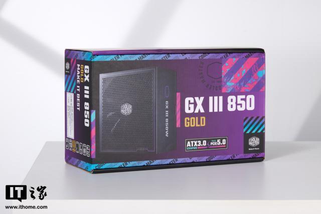 酷冷至尊GX Ⅲ 850W GOLD MODULAR电源图赏，电源就该低调又安静