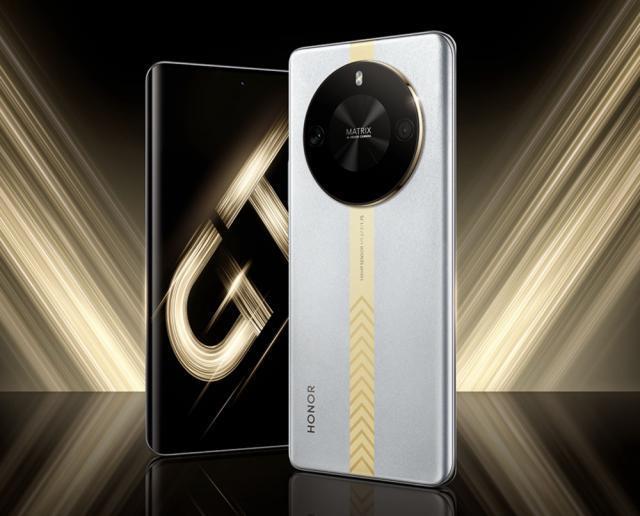 2000元档手机大乱斗：旧旗舰、新中端混战，狂卷性价比