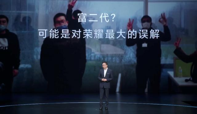 国内首艘商用氢燃料电池动力船舶顺利下水，零部件国产化率 100%