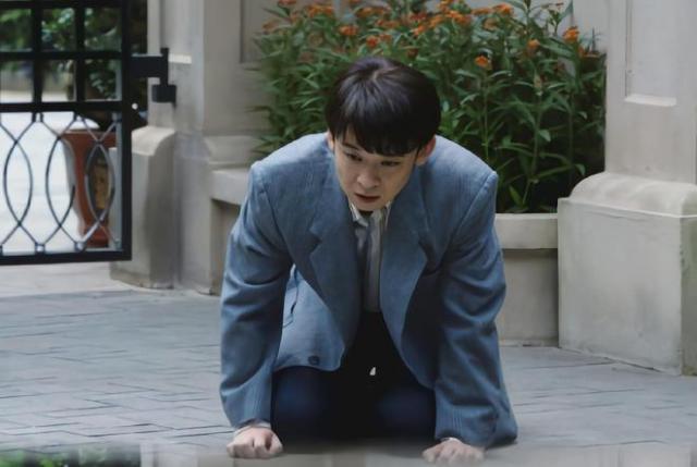 董子健这一跪，怕是要把《大江大河3》跪“黄”了