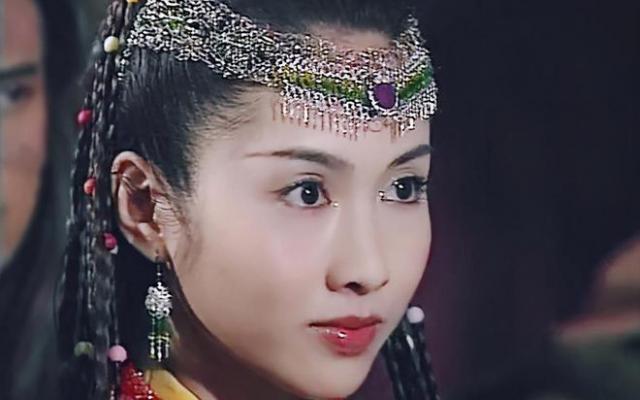 52岁黎姿庆祝结婚15周年！晒照发文表白老公，很有夫妻相