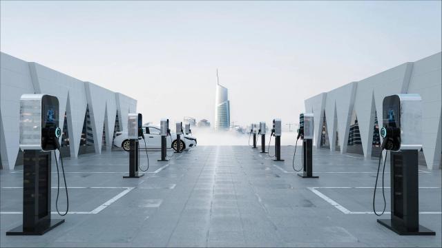 华为凭什么一年能建10万超充桩？