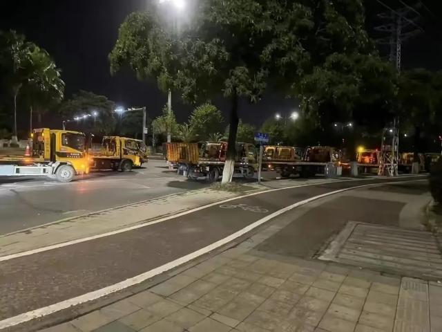 80家4S店一夜倒闭，结果竟然有车企进去抢车。。。