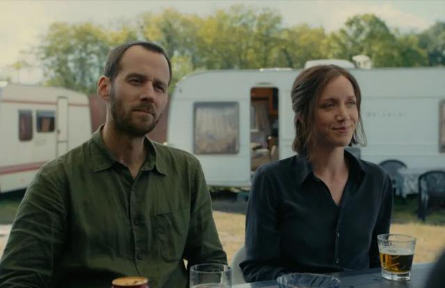 郑爽之后，她也因为代孕塌房了？