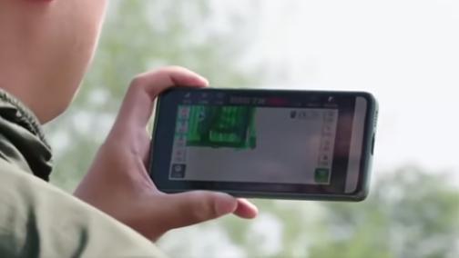 武汉00后农民高科技种田 直呼：就像玩游戏！