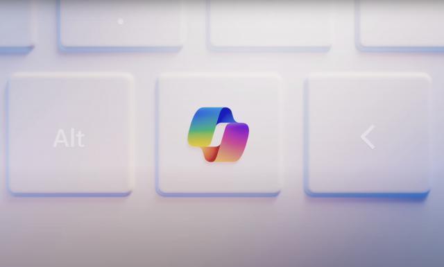 16GB内存才配用Windows 11AI？混合大模型才是未来