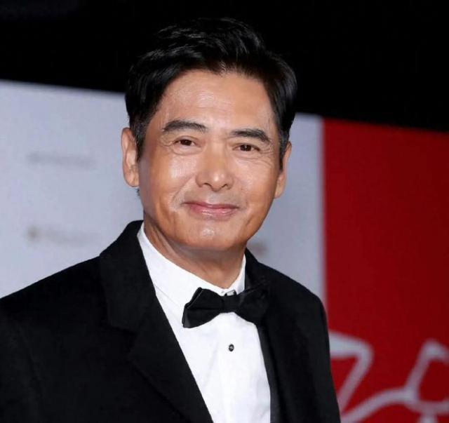 68岁周润发跑完半马！但成绩不理想要被老婆罚400元