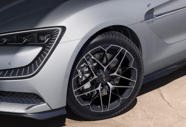 仰望第四款豪车曝光，比亚迪百万级车队加速驶来