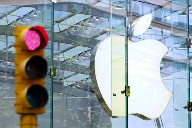 Apple Car被迫降级，苹果为什么十年没造出一台车？