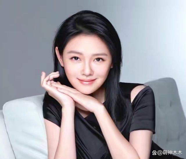 大S否认拿高价抚养费，暗指有人操控舆论，张兰直播嘲讽