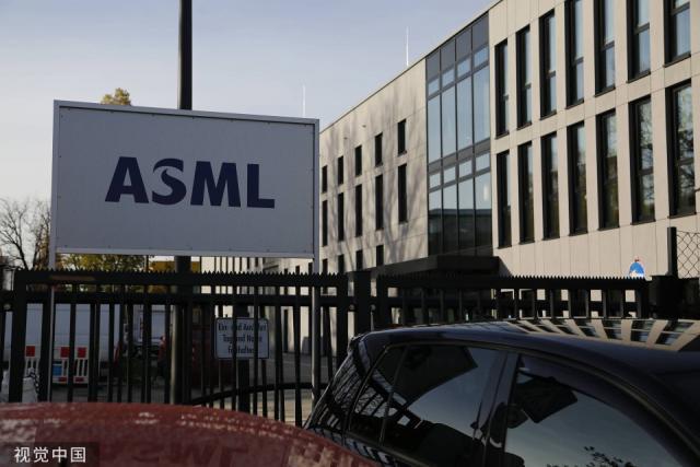 当打工人涌向“美团直播间”