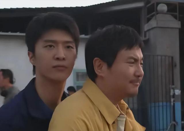 赵丽颖都演妈了，杨紫却还演高中生，孙俪说的话真没错