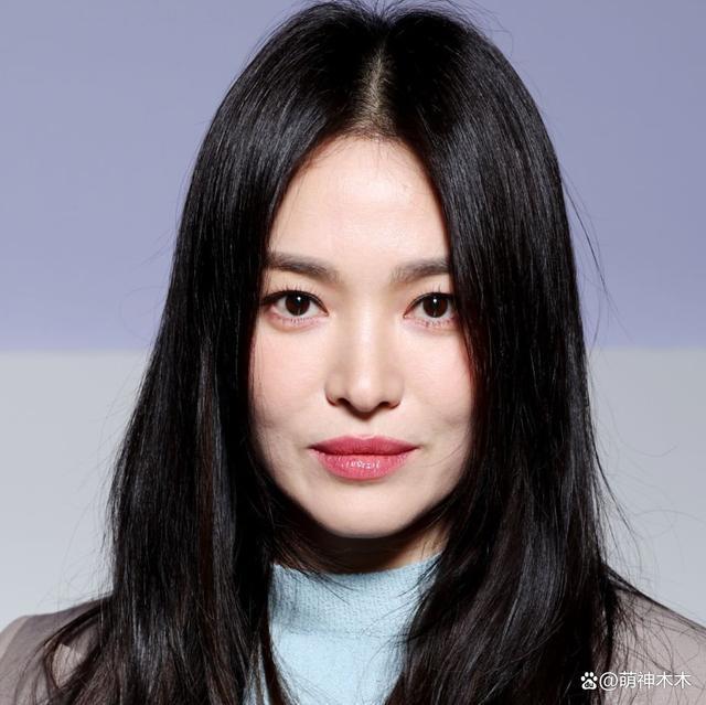 43岁宋慧乔生图曝光，状态真实，苹果肌显年龄