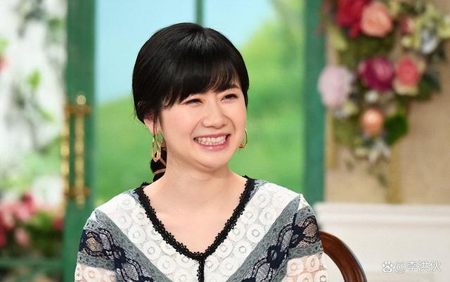 瞄准中国网友的钱袋子，福原爱宣布直播带货，评论区吐槽不断