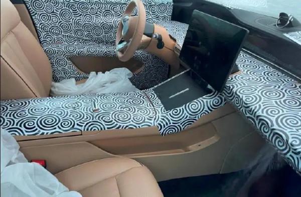 华为“享界”汽车谍照曝光！定价百万级别 或3月底亮相