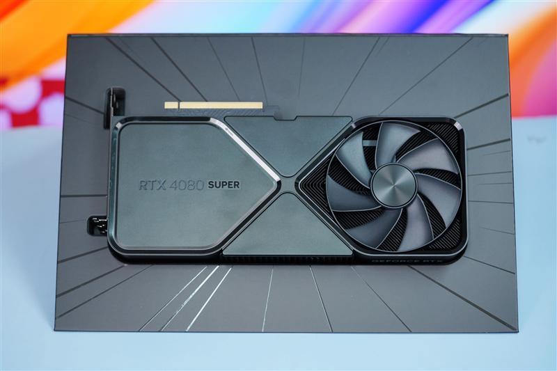 8099元是你的菜吗！NVIDIA RTX 4080 SUPER首发评测：能效比2倍于RTX 3090 Ti