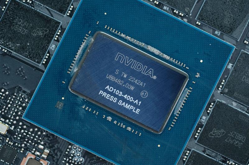 8099元是你的菜吗！NVIDIA RTX 4080 SUPER首发评测：能效比2倍于RTX 3090 Ti