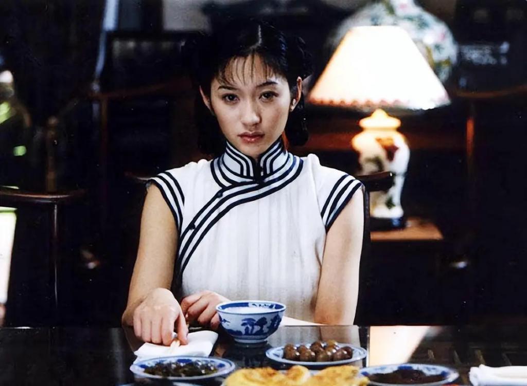 李小冉:娱乐圈的“大号水蜜桃”,独立反叛的魅力女神