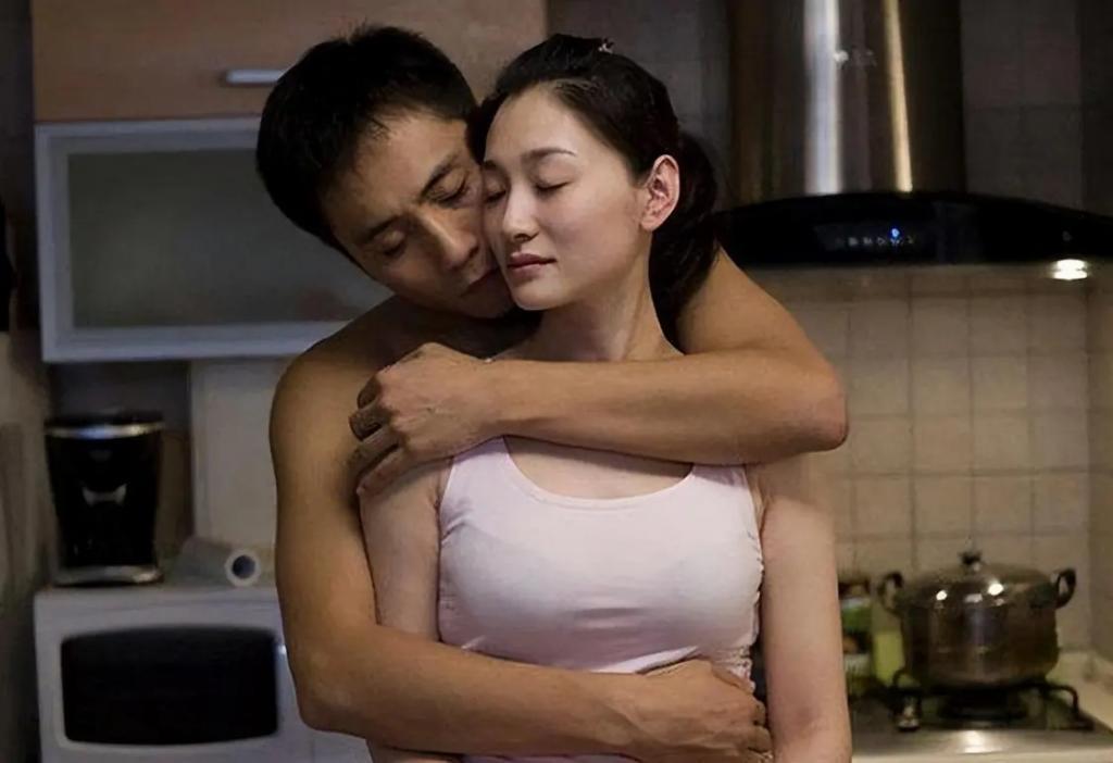 李小冉:娱乐圈的“大号水蜜桃”,独立反叛的魅力女神