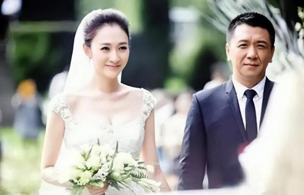 李小冉:娱乐圈的“大号水蜜桃”,独立反叛的魅力女神