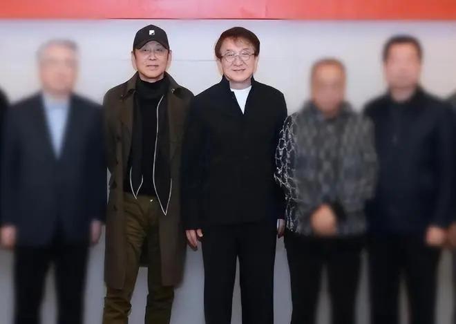 人民大会堂这一天，刘德华在电影“大佬圈”地位尽致凸显