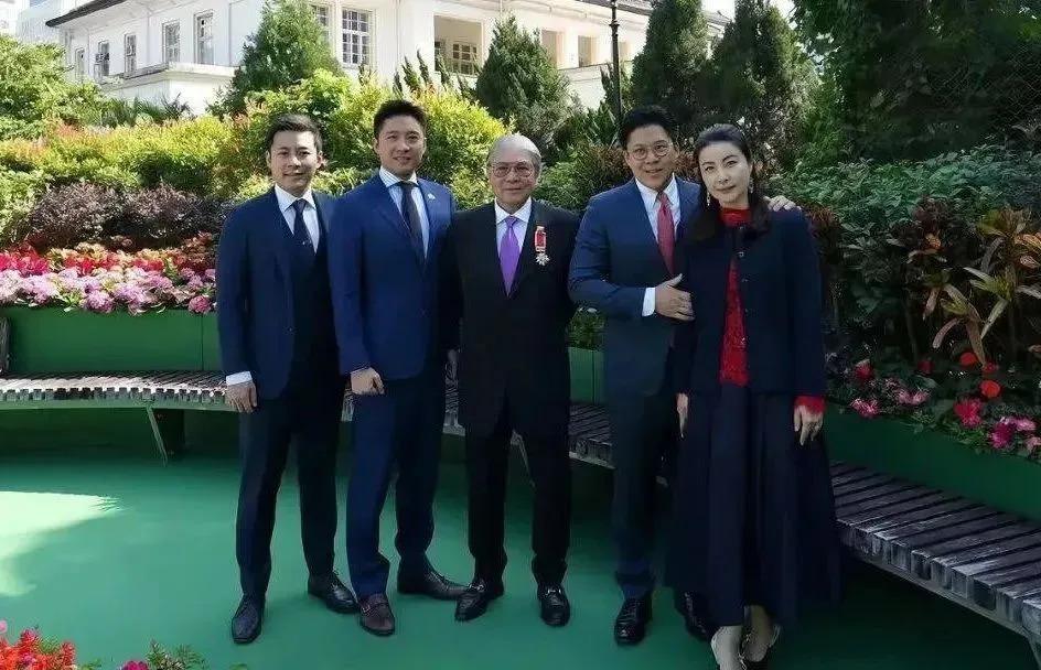 豪门儿媳圈真正C位，她凭什么？