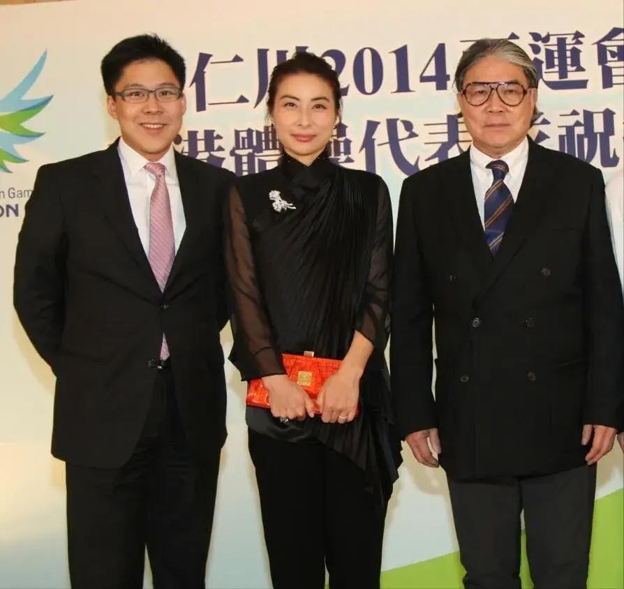 豪门儿媳圈真正C位，她凭什么？