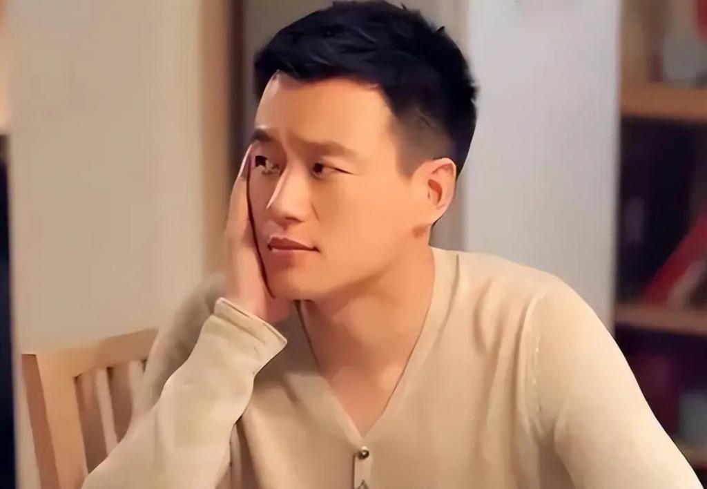 娱乐圈“最强师生恋”，让老师8年生3孩子成为五口之家