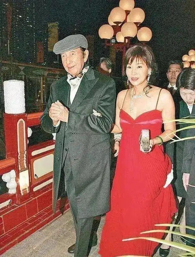当寡妇真是太爽了