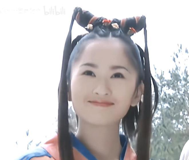 当年怎么只顾盯着刘亦菲和蒋欣了，忽略了更貌美的她们