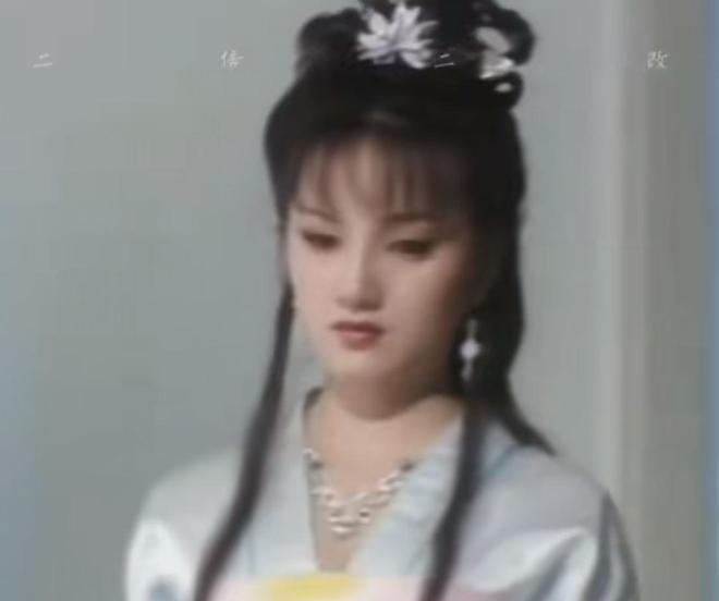 当年怎么只顾盯着刘亦菲和蒋欣了，忽略了更貌美的她们