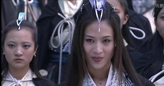 当年怎么只顾盯着刘亦菲和蒋欣了，忽略了更貌美的她们