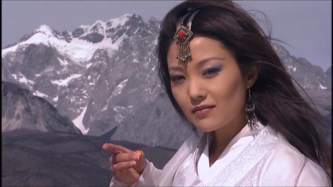 当年怎么只顾盯着刘亦菲和蒋欣了，忽略了更貌美的她们