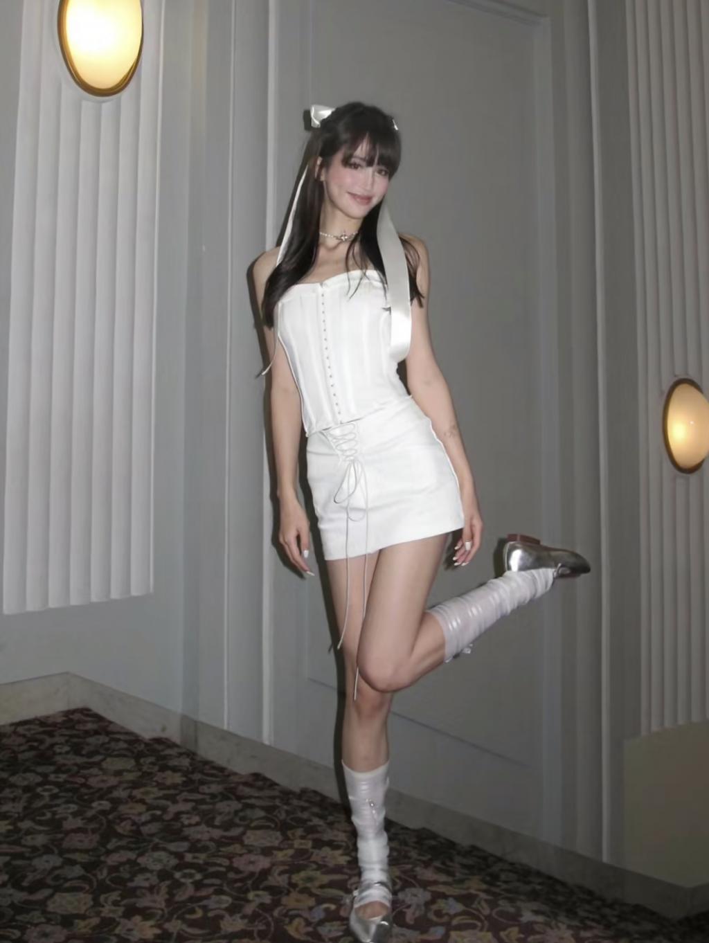巴黎秀场，第一次被中国女星的美图刷屏