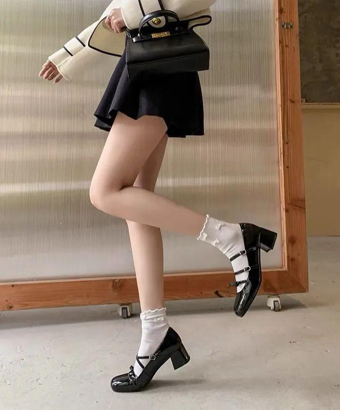 巴黎秀场，第一次被中国女星的美图刷屏