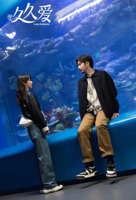 杨紫新剧《要久久爱》口碑下滑，成也金世佳，败也金世佳