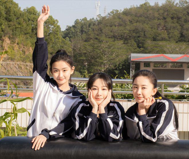 杨紫新剧《要久久爱》口碑下滑，成也金世佳，败也金世佳