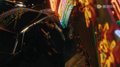 隐退12年，性感女王终于复出